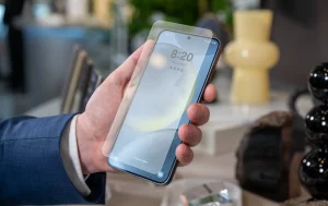 محافظت از صفحه نمایش گوشی | بررسی انواع گلس محافظ 1402